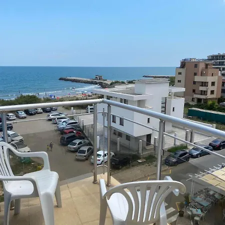 Golden Sea View 1 Апартаменты *