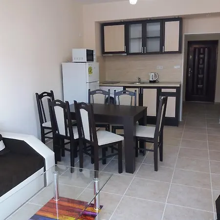 Golden Sea View 1 Апартаменты