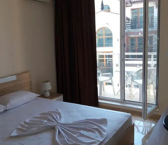 Апартамент Golden Sea View 1 Поморие